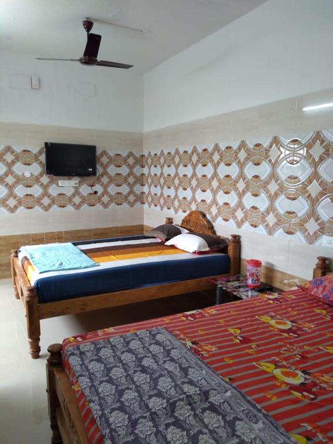 Yuga Guest House Kuttalam  Exterior photo