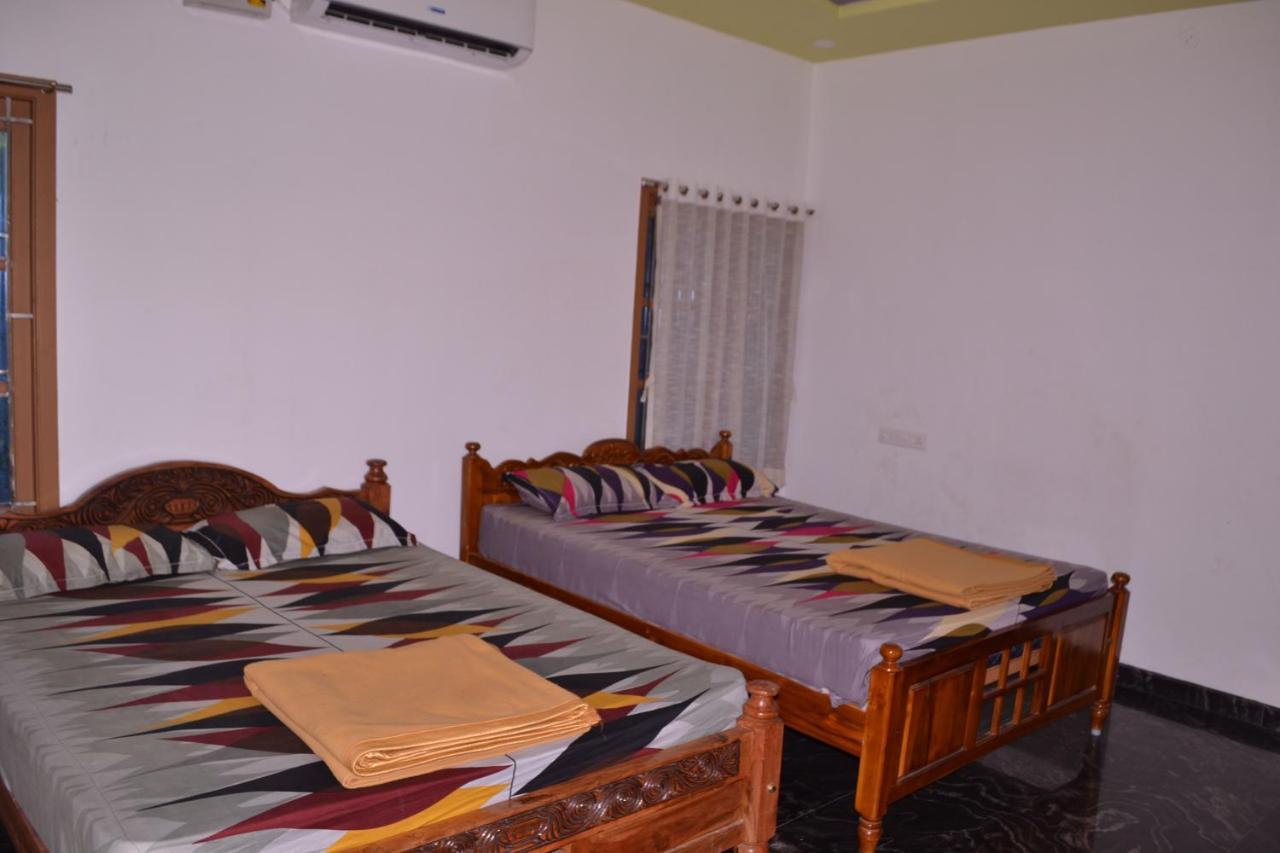 Yuga Guest House Kuttalam  Exterior photo