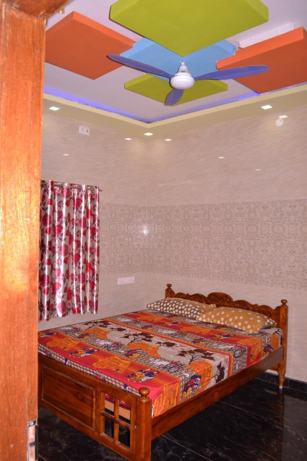 Yuga Guest House Kuttalam  Exterior photo