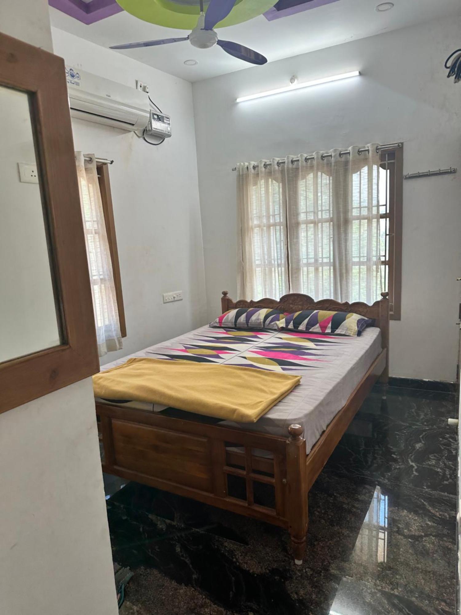 Yuga Guest House Kuttalam  Exterior photo